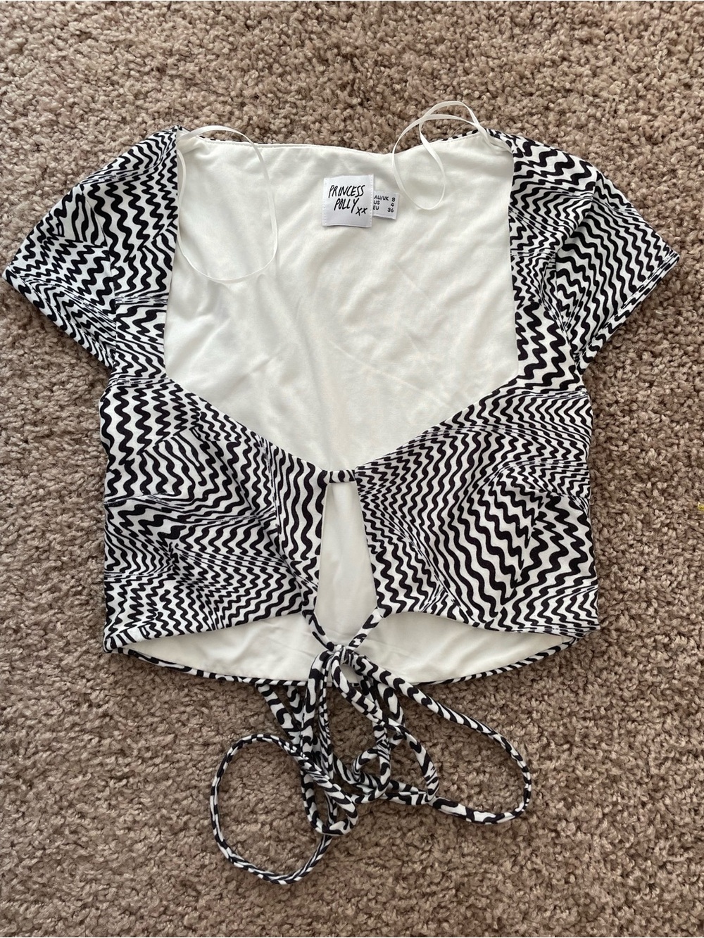 Princess Polly Black & White Zigzag Tie-Front Crop Top